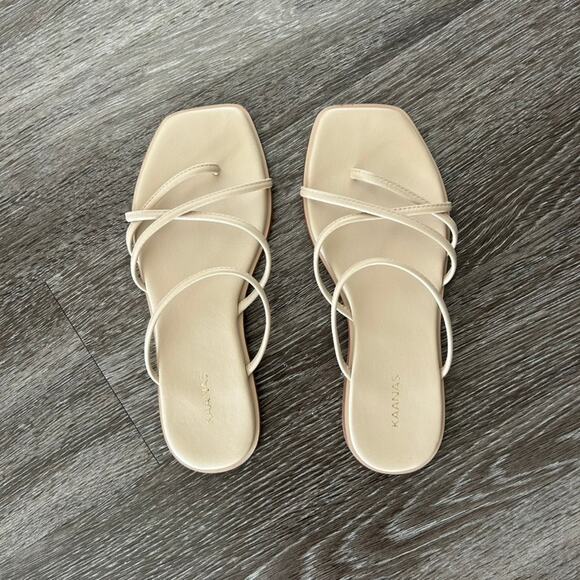 EUC Kaanas Kapok Square Toe Strappy Sandals Size 7M Nude Beige Minimalist Slides - Picture 6 of 13